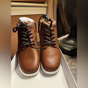 Sonoma Goods For Life® Massimo Kids' Boots. Size 5 NWT